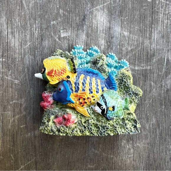 Vintage 90s Ceramic Tropical Fish Reef Refrigerator Magnet - Picture 1 of 3